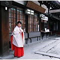 下鴨神社-巫女桑.JPG