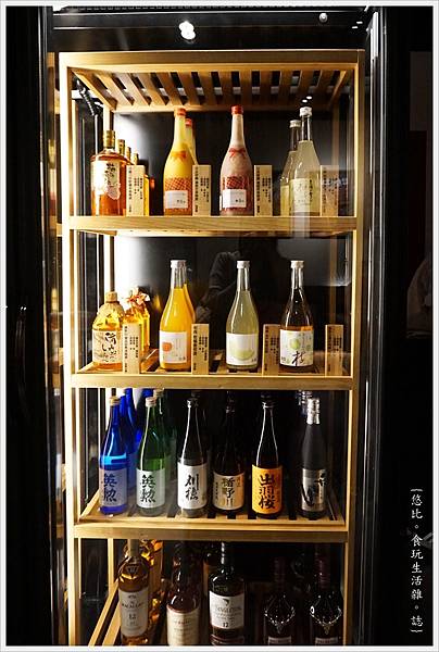 一鷺炭火燒鳥工房-10-酒櫃.JPG 一鷺炭火燒鳥工房-10-酒櫃.JPG