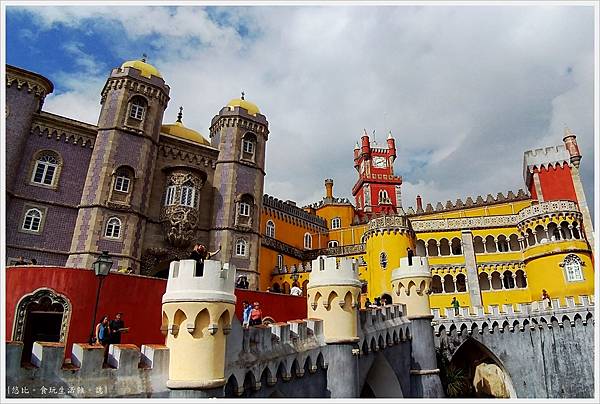 辛特拉-202-佩納宮Palacio Nacional de Pena.jpg