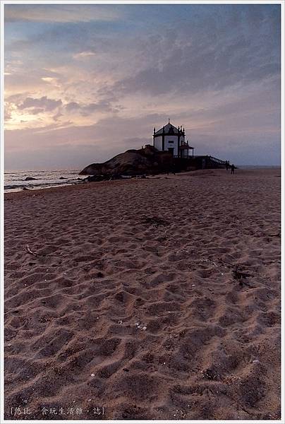 Chapel of Senhor da Pedra-34.jpg