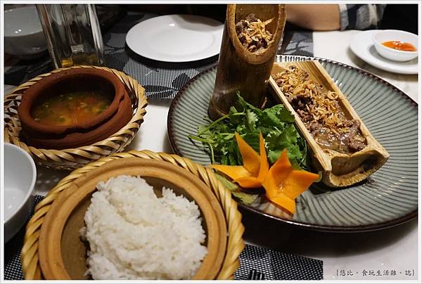 ESSENCE RESTAURANT-16-竹筒豬肉販.JPG ESSENCE RESTAURANT-16-竹筒豬肉販.JPG