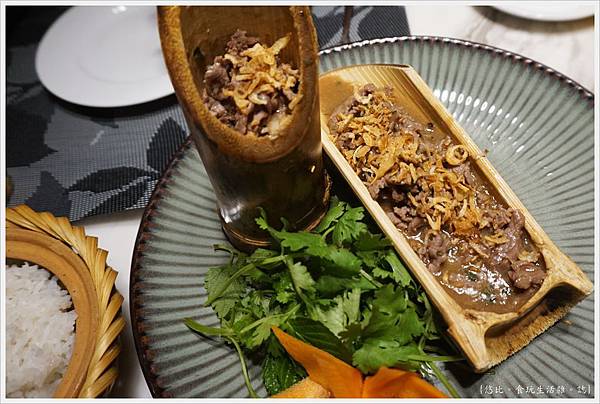 ESSENCE RESTAURANT-17-竹筒豬肉販.JPG ESSENCE RESTAURANT-17-竹筒豬肉販.JPG
