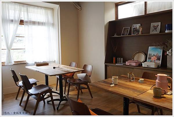 home home-17-店內二樓.JPG home home-17-店內二樓.JPG