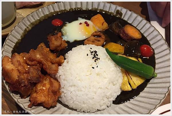 home home-35-炸雞黑咖哩飯.jpg home home-35-炸雞黑咖哩飯.jpg