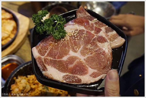 笨豬跳-40-黑醬豬梅花.JPG 笨豬跳-40-黑醬豬梅花.JPG