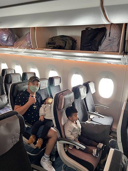 20230205_093556+0800-uid-C05105F8-E45A-4C70-8EF9-3B98258BC171-5798210