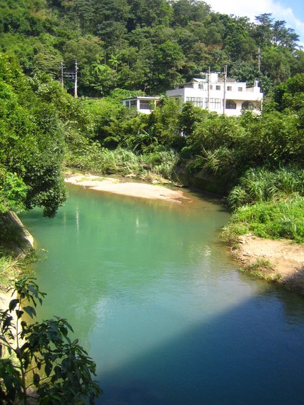 20070925 DanLan Old trail in ShihDing on Moon Festival 055.jpg