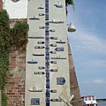 德國漢堡萊茵河畔年度淹水標示