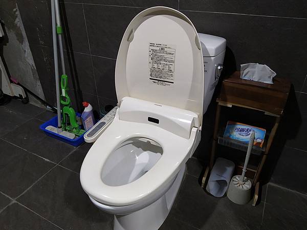 Toshiba SCS-S300 溫水便座(免治馬桶座) D
