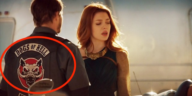 Daredevil-Easter-Egg-Dogs-Hell-Agents-Shield.jpg Daredevil-Easter-Egg-Dogs-Hell-Agents-Shield.jpg