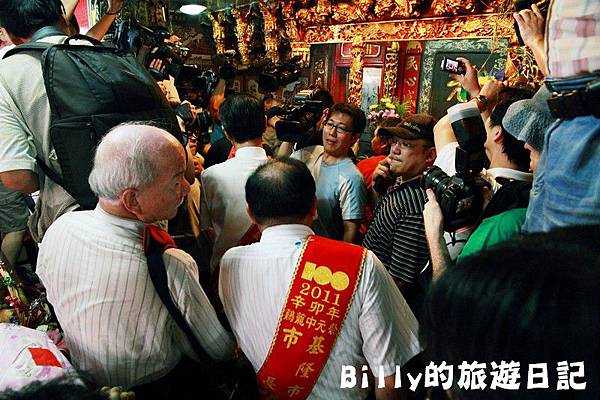 2011基隆中元祭-老大公廟開龕門037.JPG