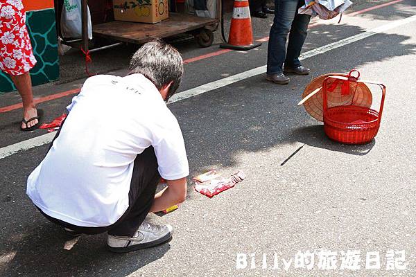 2011基隆中元祭-異國靈情法國公墓祭祀030.JPG