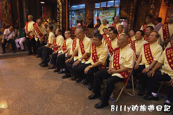 2010基隆中元祭-交接手爐 10.jpg