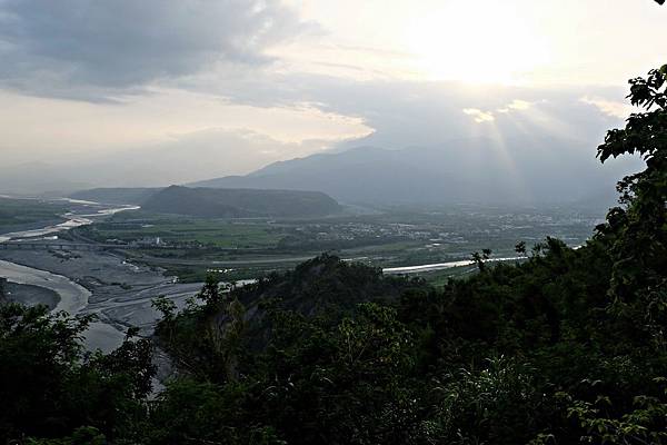 舞鶴台地與瑞穗市區