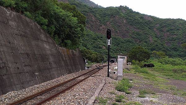 枋野站西向東進站號誌