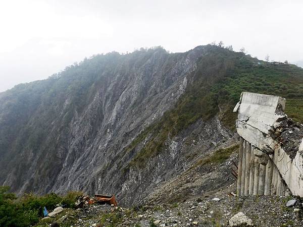 南橫公路走山