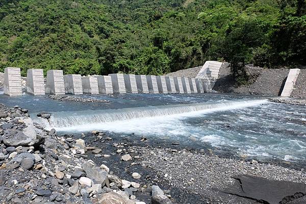 遇見拉克斯溪游泳池 遇見拉克斯溪游泳池