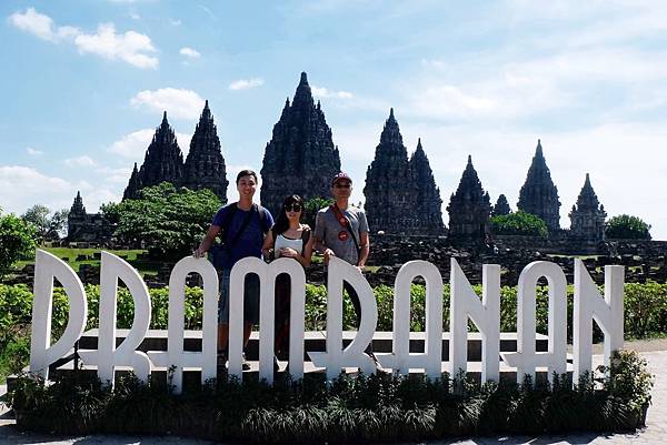 走入印尼日惹普蘭巴南寺廟群 走入印尼日惹普蘭巴南寺廟群