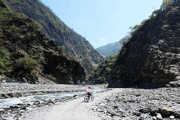 隘寮北溪河谷風景