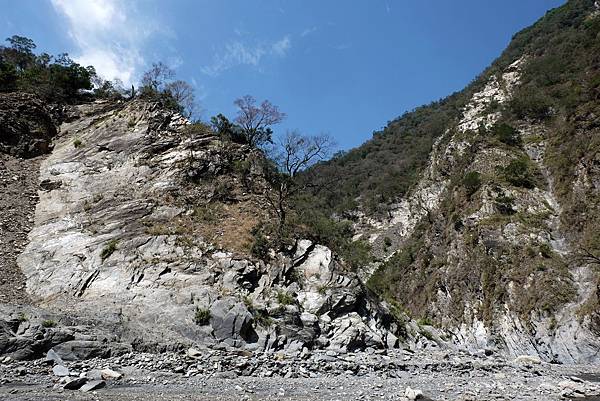 新大武溫泉山谷風景