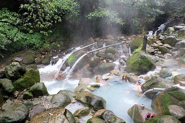 八煙野溪溫泉池