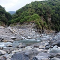 大崙溪河床營地往上游方向