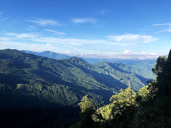 眠月線露營第二天早晨 眠月線露營第二天早晨
