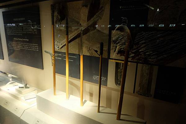 兵馬俑挖掘出的青銅兵器