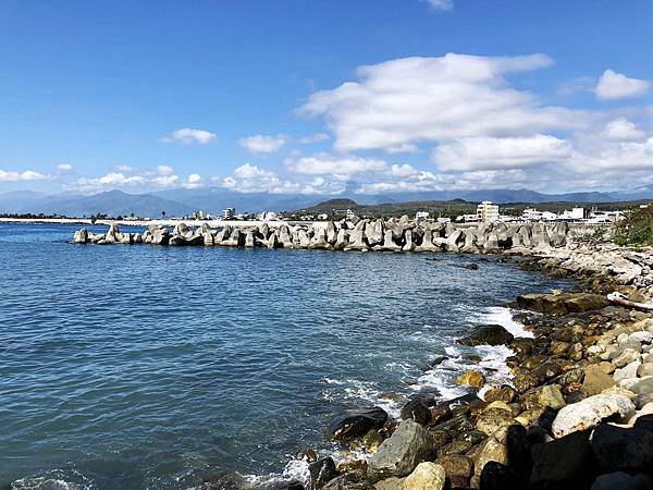 富岡漁港海岸風景