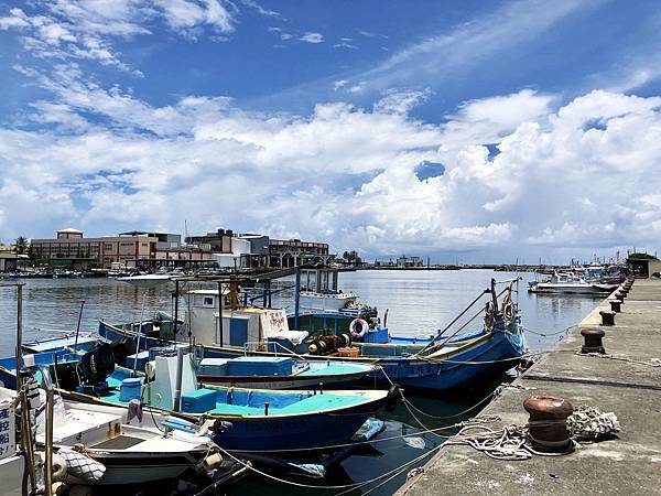 Fw: [遊記] 台灣漁港踏察筆記(15)高雄彌陀南寮漁港