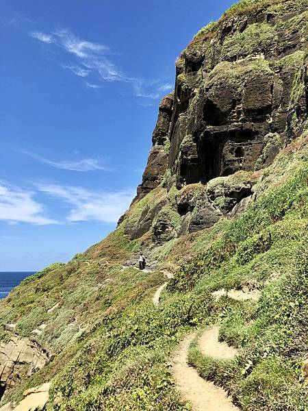 鼻頭角欄杆外岬崖秘徑一景