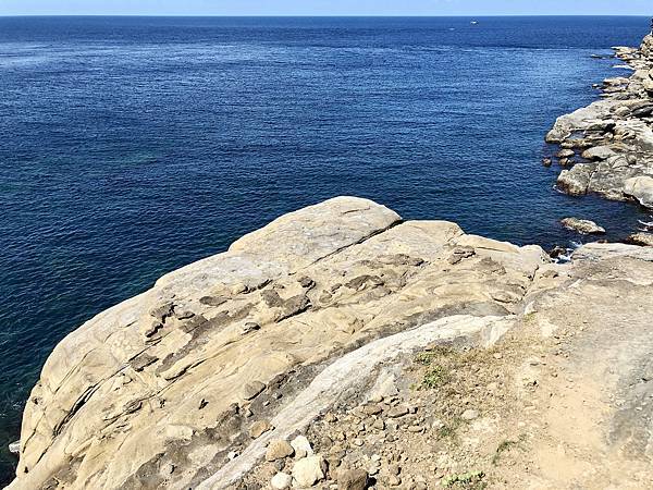 俯瞰「磯釣岩台」海蝕平台地型