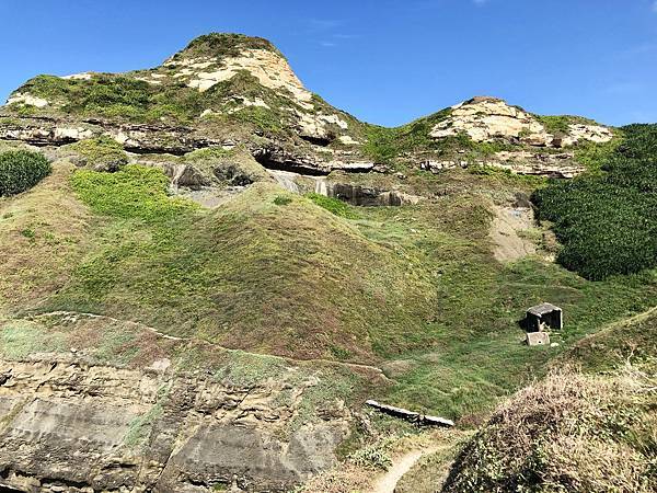 鼻頭角欄杆外岬崖秘徑一景