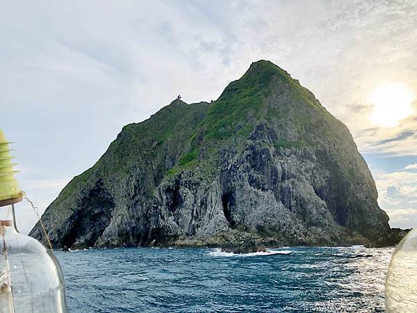 基隆嶼東北岸轉北岸地貌