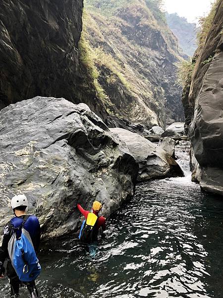 遭遇攻擊關卡