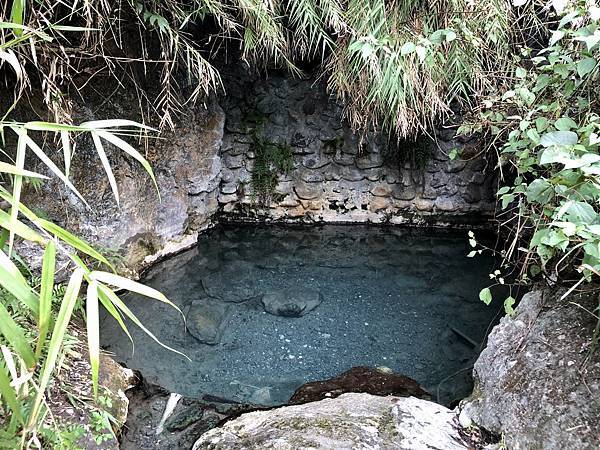摩里沙卡洞穴溫泉