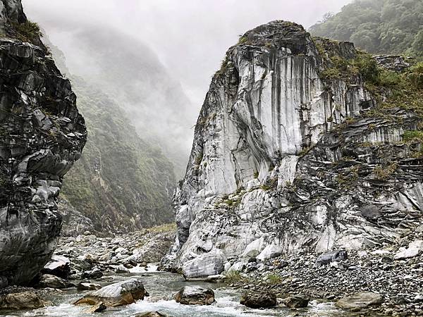 恰堪溪「大門牙」