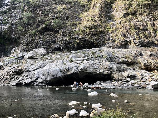 馬陵野溪溫泉石下溫泉湯