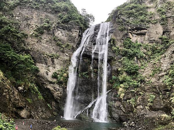 遇見卡悠峰瀑布