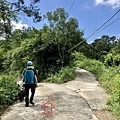 第二岔路左行（產業道路下切2.5K）