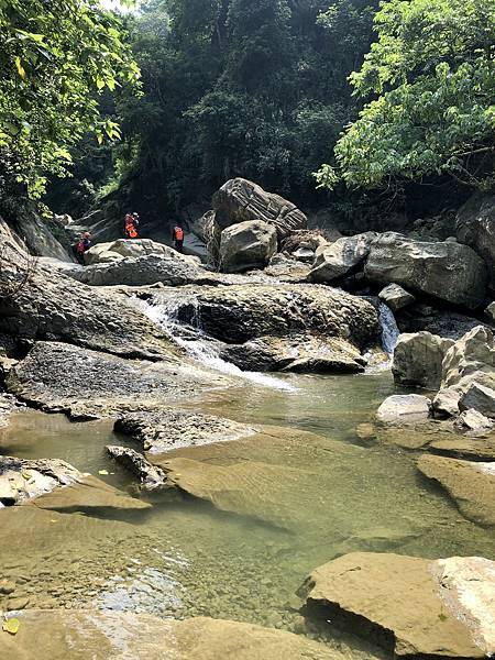 龜丹溪溯溪風景