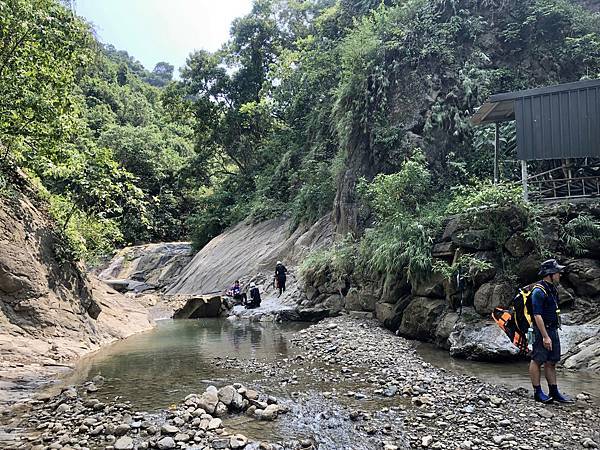 抵達龜丹溪「溫泉泵房」