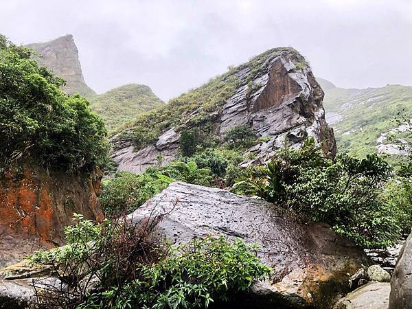 半屏溪河谷山勢風景