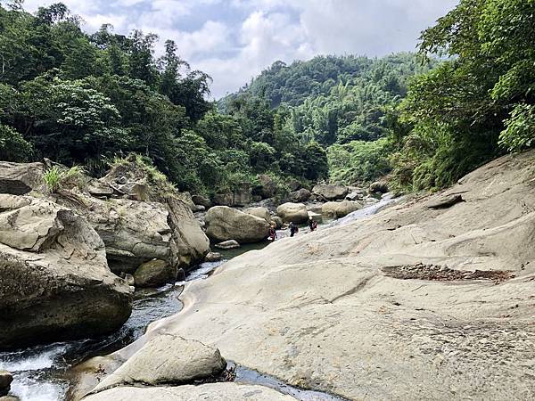 草山溪溯溪