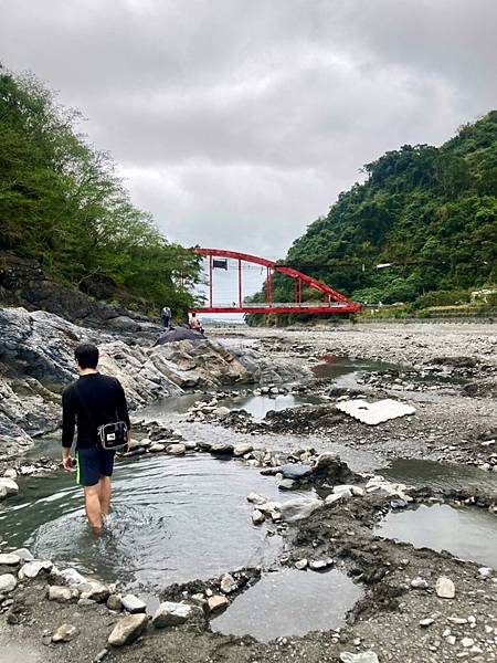 金崙野溪溫泉