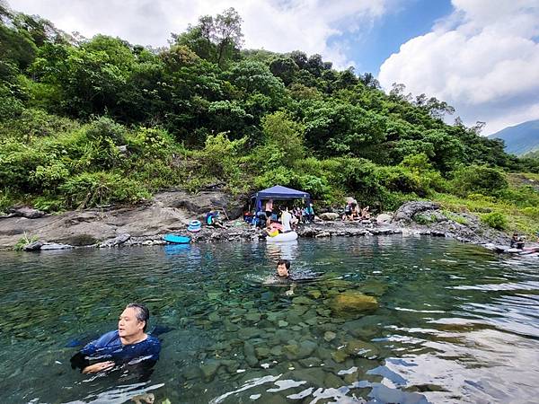 溯溪起點「戲水池」