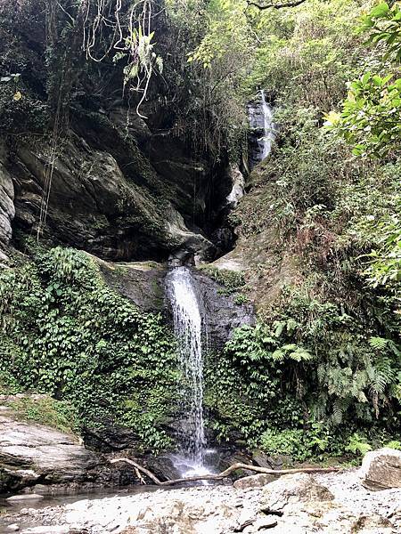 大興瀑布 大興瀑布