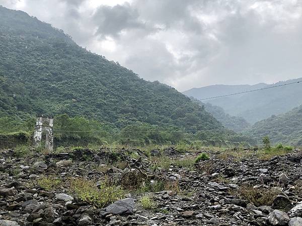 廢棄橋墩遺跡