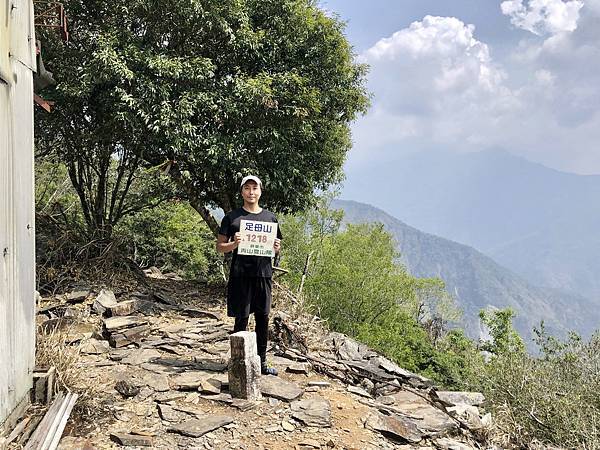 多納六秀首登:足母山 多納六秀首登:足母山