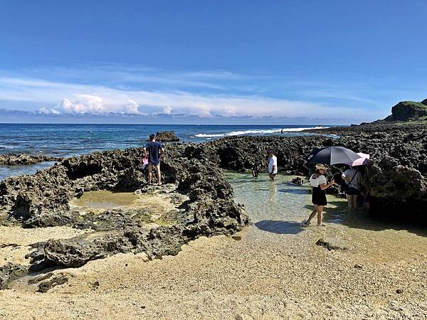 「小巴里島岩」戲水